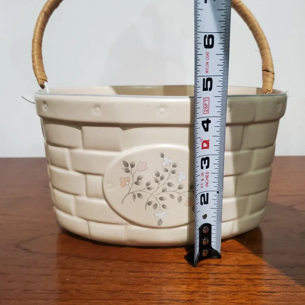 Pfaltzgraff Rare Remembrance Oval Ceramic Basket with Handle‎